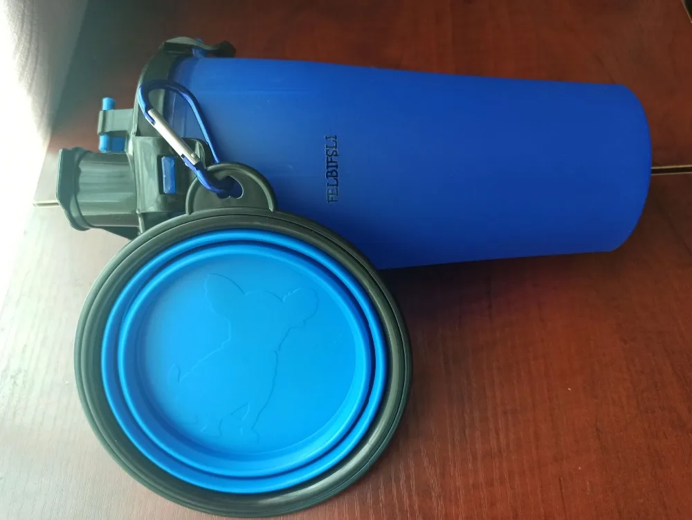 Non-mechanized pet waterers in the nature of portable water and fluid dispensers for pets