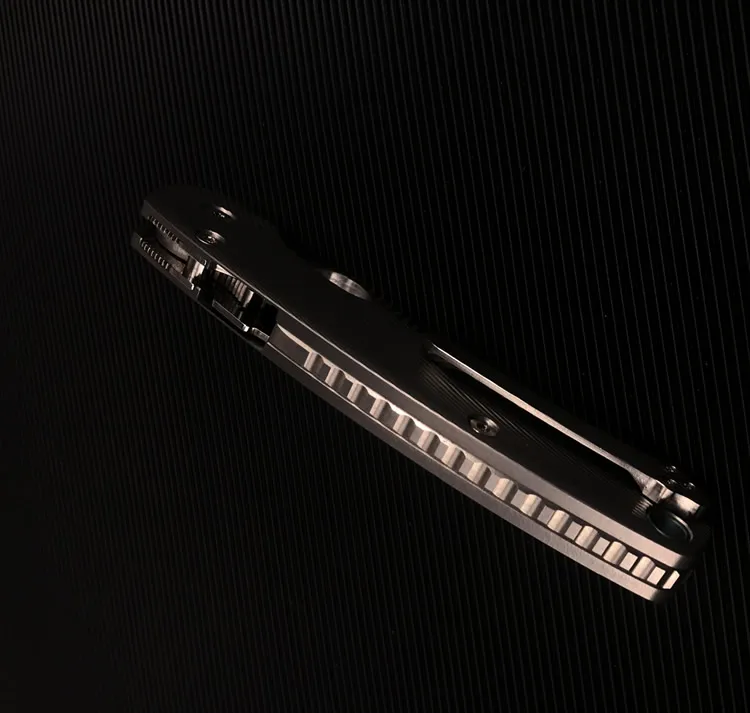 

C81 Titanium Alloy Fully Closed Spine Bottle Opener Crowbar