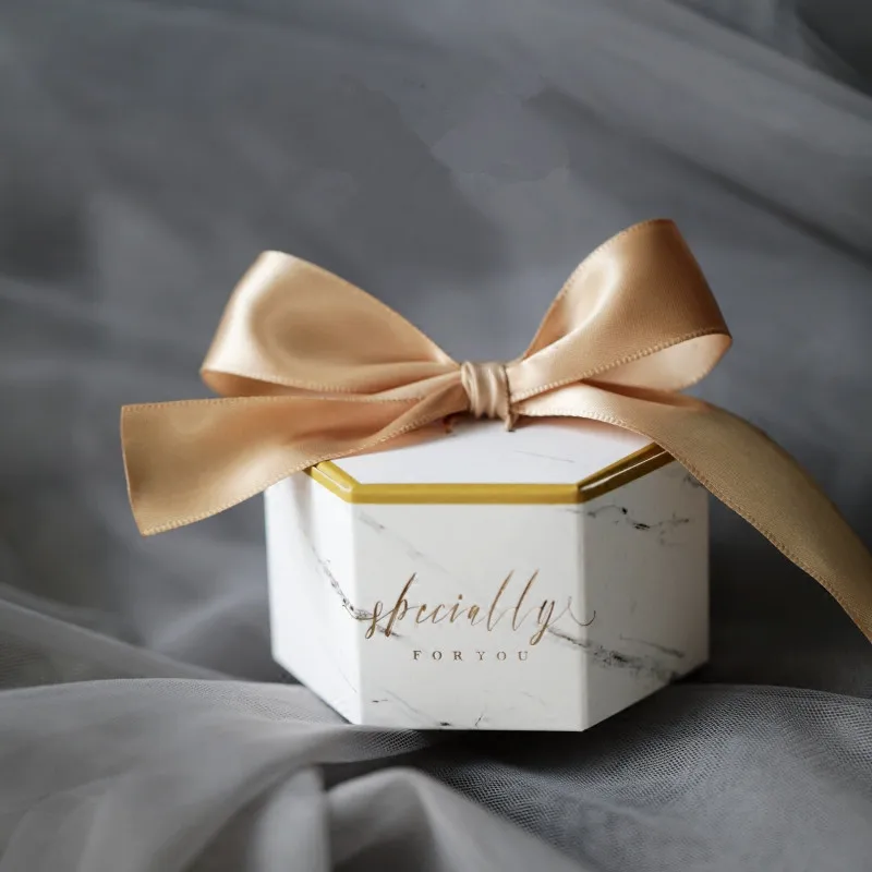 

50pcs New Green forest style Creative Marbling Wedding Gift Box Diamond shape Box Wedding Favors And Gifts thank you Gift Box.