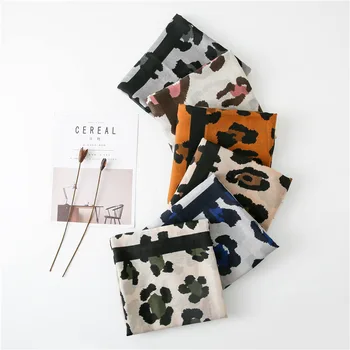

2020 luxury beach winter lady silk Scarf headcloth Women's Fashion Leopard Print Sunscreen Cotton Shawl Soft Pashminas cape