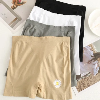 

Women Summer Safety Shorts Chrysanthemum Pattern Daisy Flower Embroidery Ribbed Ruffles Lounge Slim Pants 2020 New Fashion
