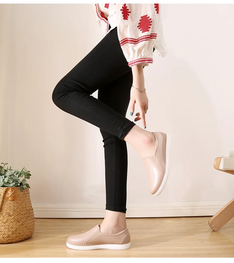women's low rise rain boots