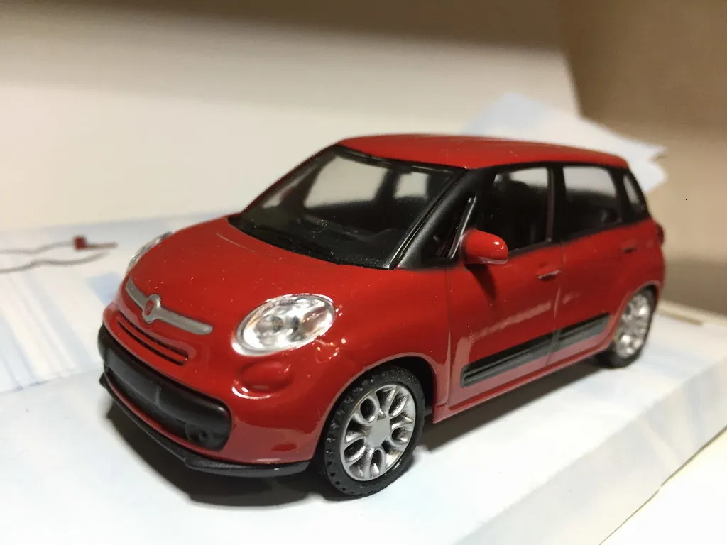 Специальный литой металл 1/43 Италия Fiat 500 классический настольный дисплей Коллекция Модель