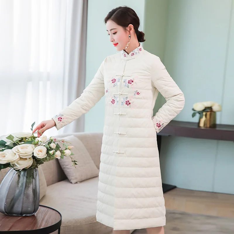 

7095 Photo Shoot 2019 Autumn And Winter New Style Retro Chinese-style Embroidered Overcoat Mid-length Warm Cotton Coat over-the-
