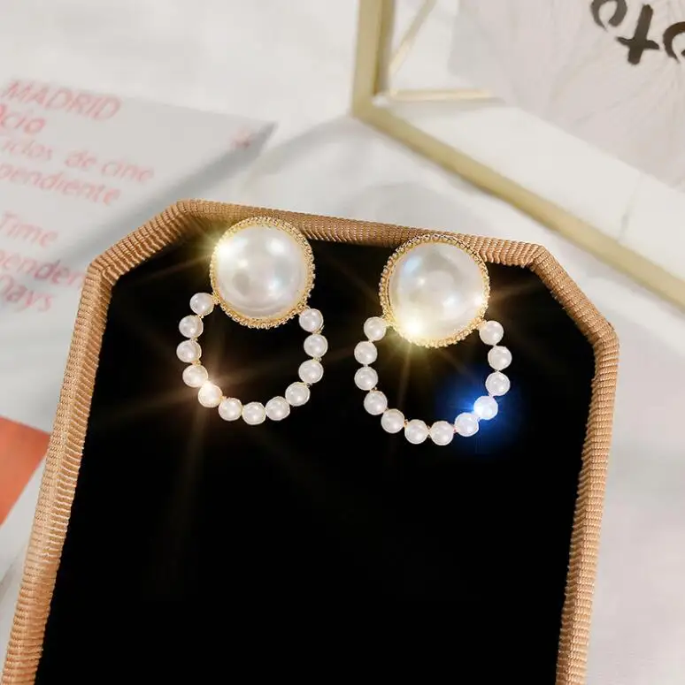 

Round White Pearl Earrings Simple Geometric Pearl Earrings 2019 Trend Aesthetic Personality Pearl Stud Earrings For Women