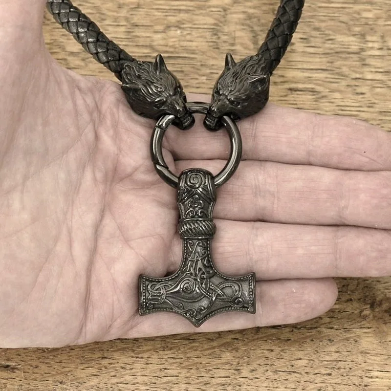 Скандинавский один северной мифологии Северной мужские подвески в виде