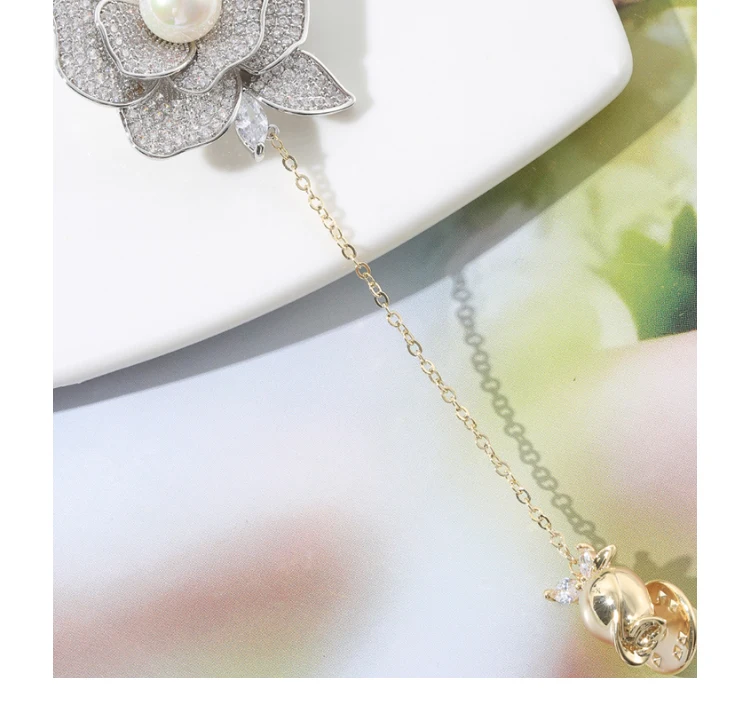 Neoglory Zircon And Pearl Roses Creative Pins Luxury Brooches For Women Fantastic Accessories Valentine's Day Gift For Lover