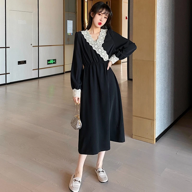 

XL-5XL Plus Size Women Korean Vintage Lace Patchwork V-Neck Waist Mid-Calf Dress 2020 Empire Elegant Long Sleeve Party Dress
