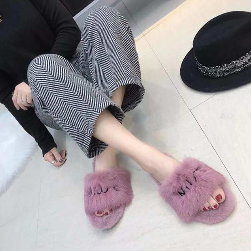 Pink Женские зимние теплые тапочки; женские меховые домашние тапочки; модная повседневная обувь на плоской подошве из плюша; женские розовые и черные домашние шлепанцы; Лидер продаж - Цвет: Pink