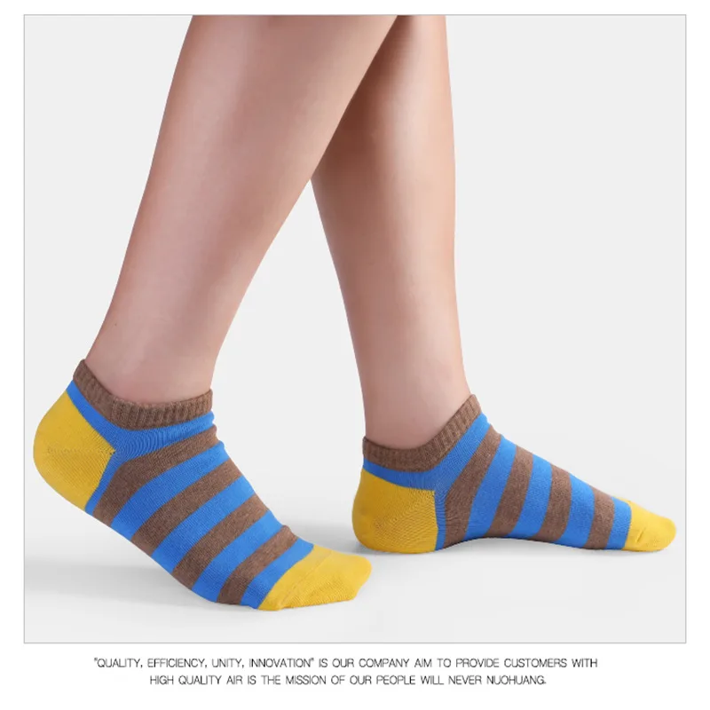 11028085582_1782901088