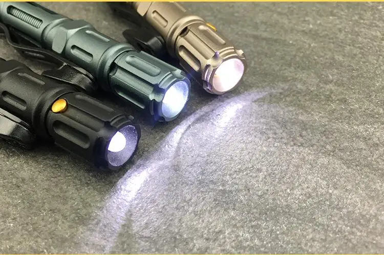 Portable Multi-Function Outdoor Survival Tactical Pen Emergency Glass Breaker Self Defense Flashlight Screwdriver EDC Tool