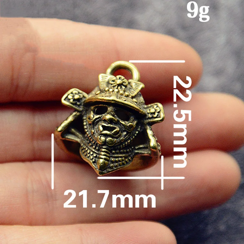 Retro Brass Japanese Samurai Helmet Mask Key Chain Pendant Copper