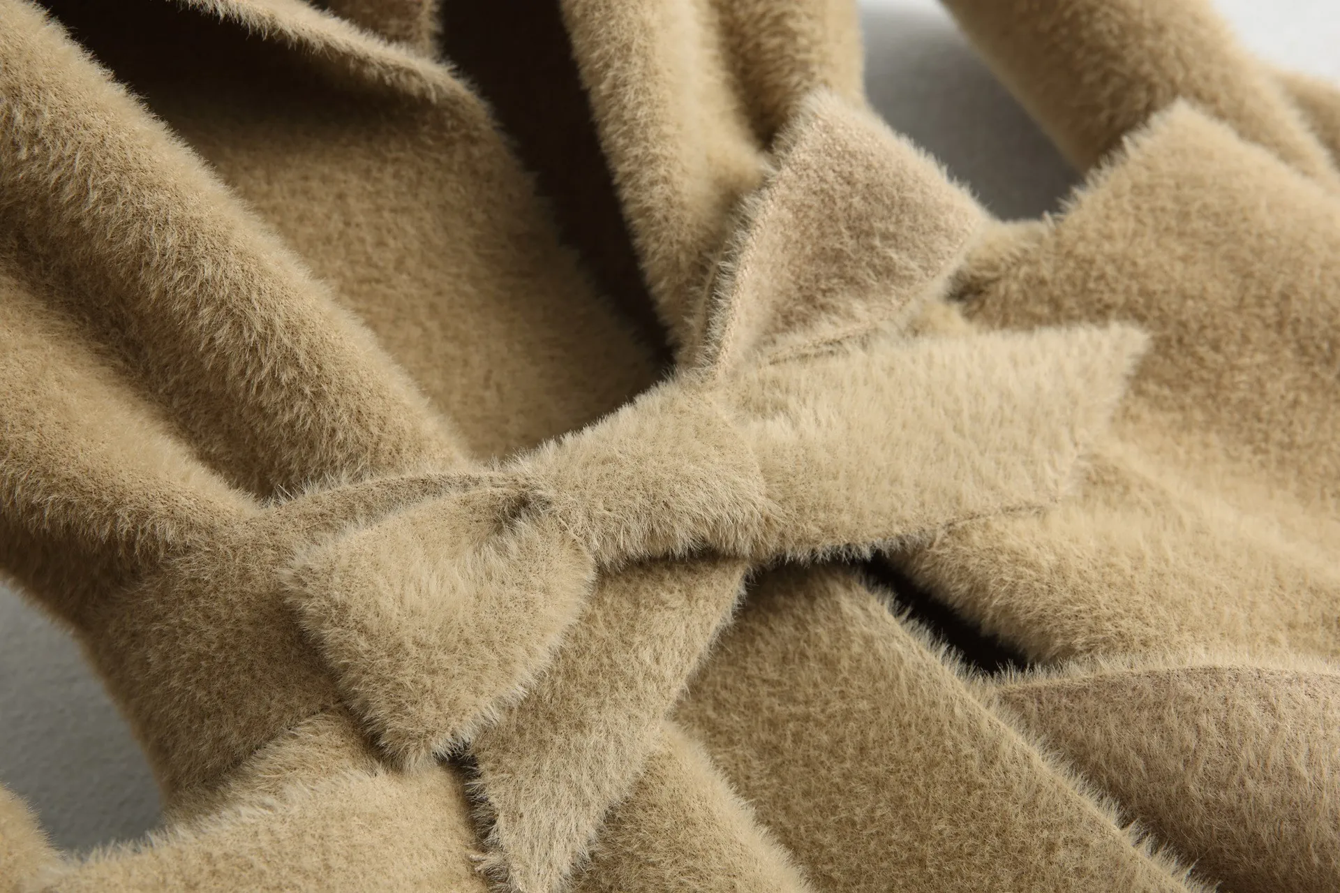 aeProduct.getSubject()