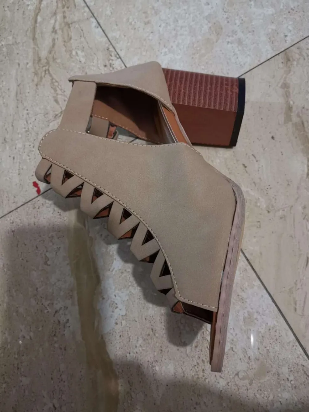 11080771598_1093092662