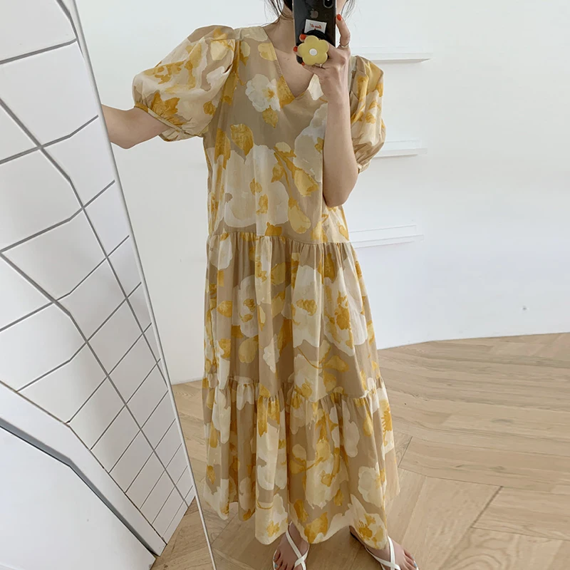 [EWQ] 2021 New Summer Women Vintage Loose Long Robe High Waist Puff Sleeve Elegant Flowers V-neck Folds Yellow Maxi Dress ZA4530 | Женская