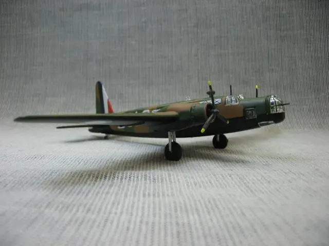 Второй мировой войны британский VICKERS Веллингтон 1/144 литая модель самолета atlas