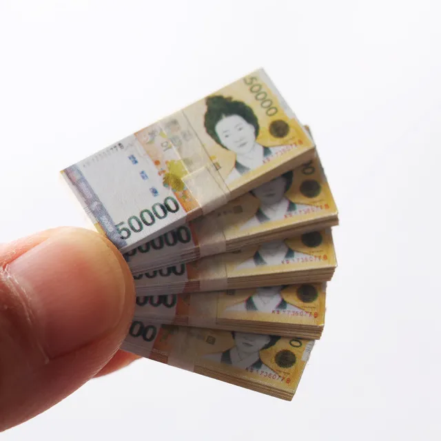 10 Bundle 1/6 Dollhouse Decor Accessories Mini Dollars Korean Won Banknote Model Miniature Items For Barbie Bjd Ob11 Dolls Money 1