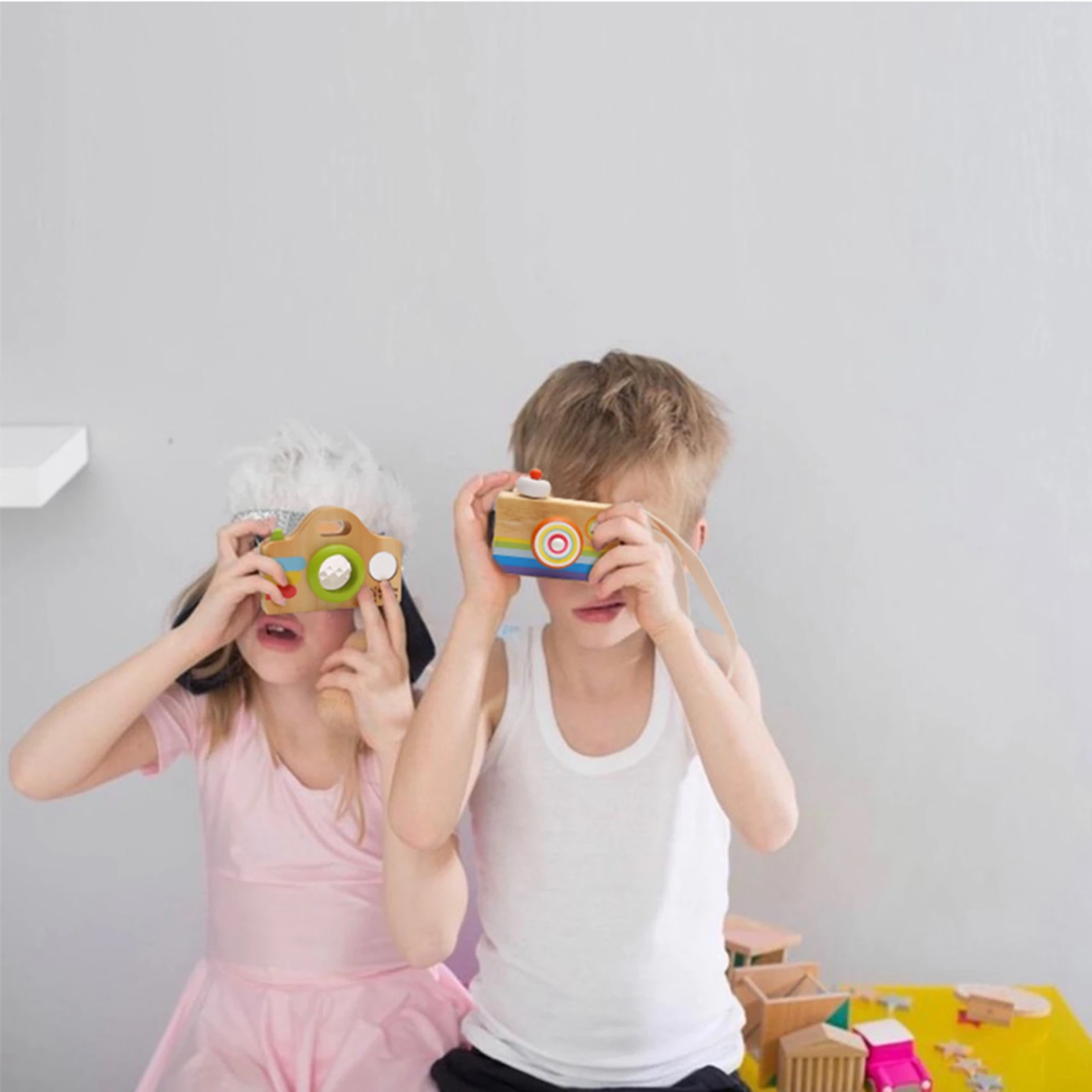 Cute Baby Toys Mini Hanging Wooden Camera Photography Toys for Kids Montessori Toy Gift Children Gift Room Decor DIY Presents