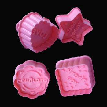 

Wedding Kitchen Party Cooking Cookie Stamp Biscuit Mold Snowman Cookie Plunger Cutter Christmas Cookie Cutters Baking Mould