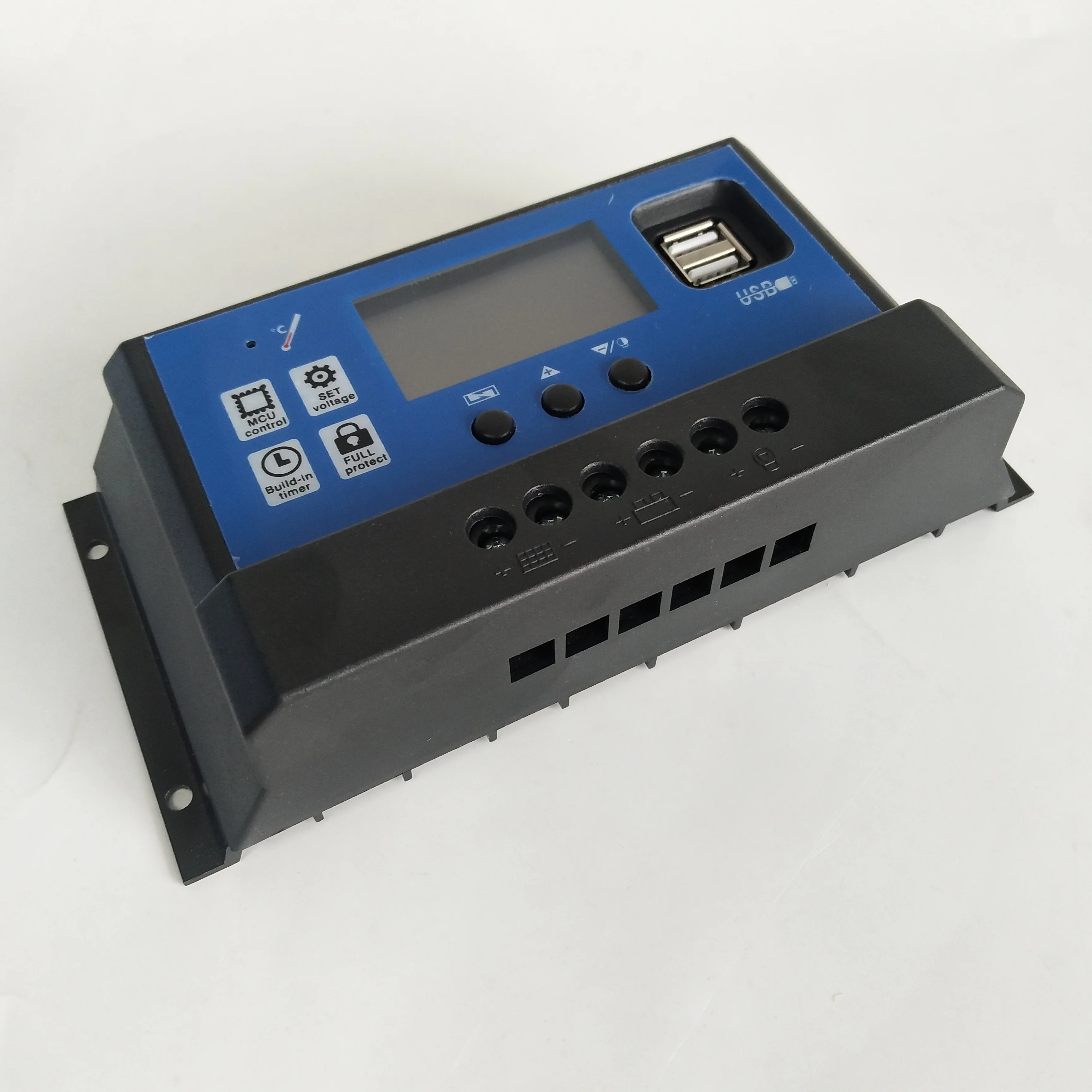 60A 50A 40A 30A 20A 10A 12V 24V Авто за максимальной точкой мощности Солнечный контроллер