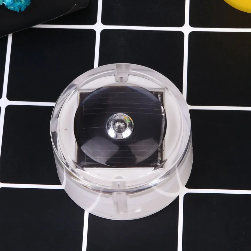 Red Солнечный 6LED открытый Подъездной Путь Шаг похоронен пейзаж для освещения сада - Испускаемый цвет: Red