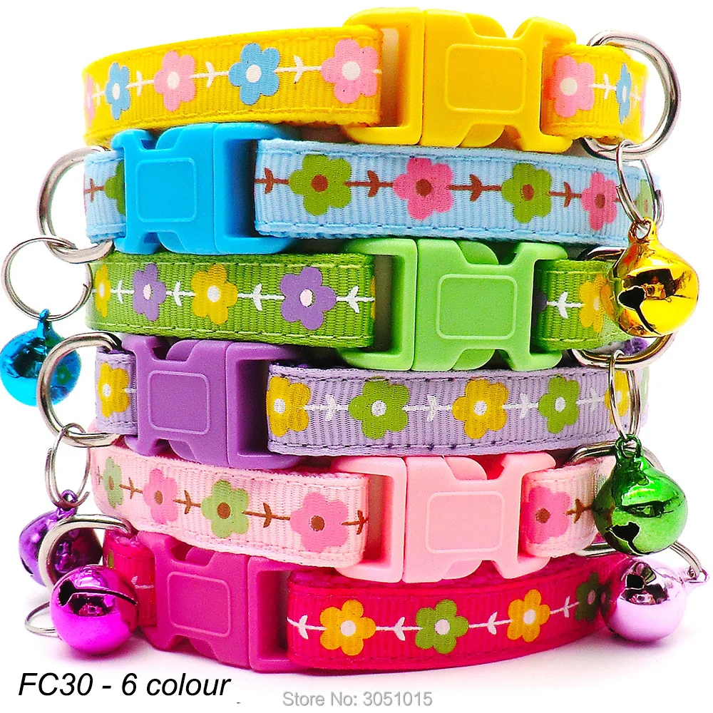 Wholesale 24Pcs With Bell Collars Delicate Safety Casual  Dog Collar Neck Strap Fashion Adjustable Camo Bell Pet Dog Collar