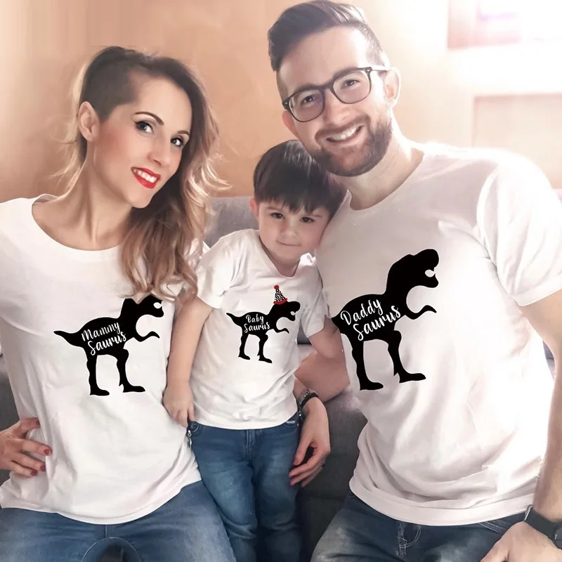 

Funny Family Matching Outfits Look Dinosaur Mother Daughter Father Son Tshirts Daddy Mommy and Me Clothes Boys Girls Cotton Tops