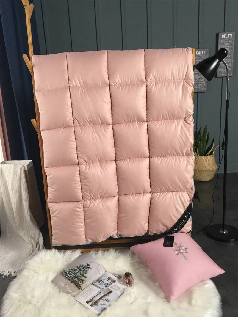 9668579199_759368831