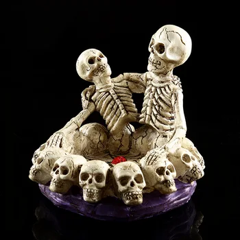 

[Funny] Halloween Creative Home Pub Decoration Skull ashtray figure model Statue horror Resin Crafts Sculpture ornament gift