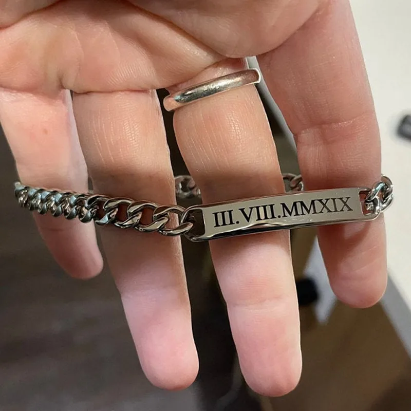 Pulsera De Cadena Con Placa De Montaña Nombre Personalizado