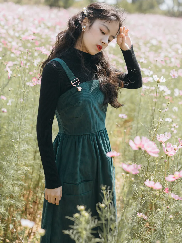 

2019 Autumn & Winter French Retro Sweater Collocation Corduroy Suspender Skirt Two-Piece Set Base Dress Mid-length