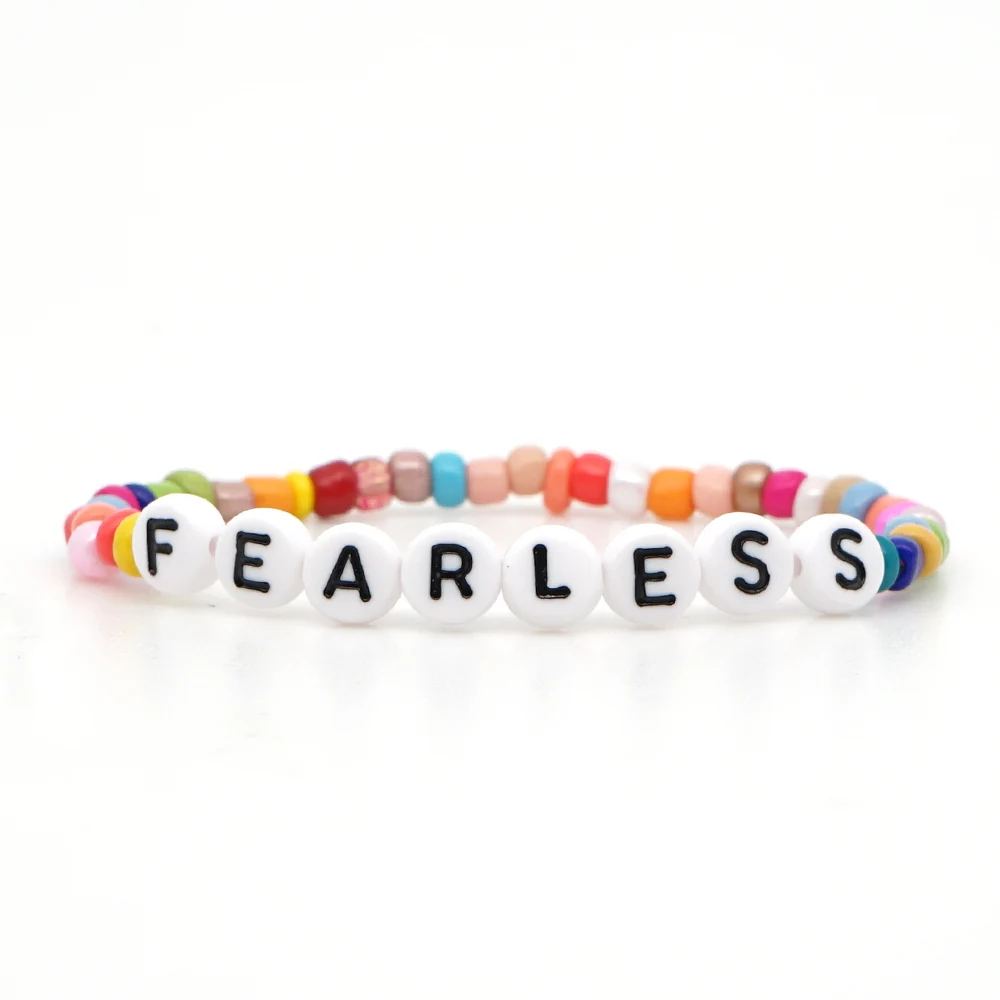

Shinus Friendship Bracelet For Women Hot Letter FEARLESS Bracelets MultiColor Pulsera Mujer 2020 Bohemian Beach Jewelry Couples