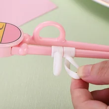 Мультяшные пластиковые простые в использовании учебные палочки для еды с силиконовым кольцом на палец для малышей, детей, взрослых и начинающих