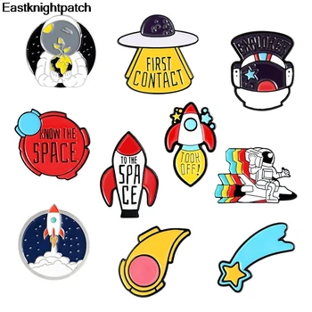 

12pcs/lot E1984 Astronaut Universe Enamel Pins Planets Spaceman Badges Space Lover Gift Outerspace Jewelry Brooch Pins