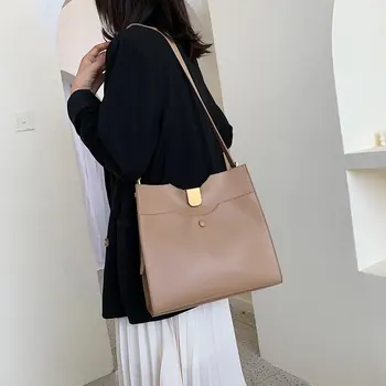 

Large-Capacity Women's Bag Fashion Atmosphere Shoulder Bag New Retro Simple Messenger Bag