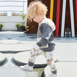 Costume deux pièces en coton imprimé, nouvelle collection automne et hiver, vêtements pour enfants, pull à carreaux 