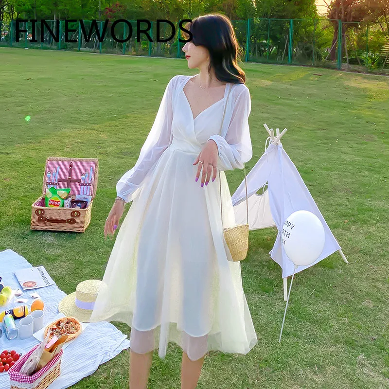 Элегантный комплект из 2 предметов FINEWORDS в стиле ретро белое летнее женское