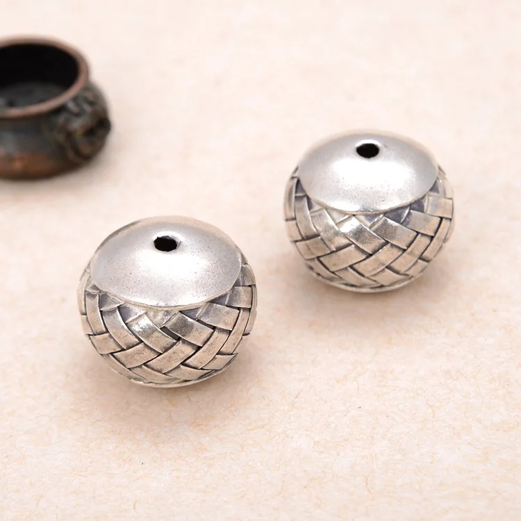 silver-bead008A