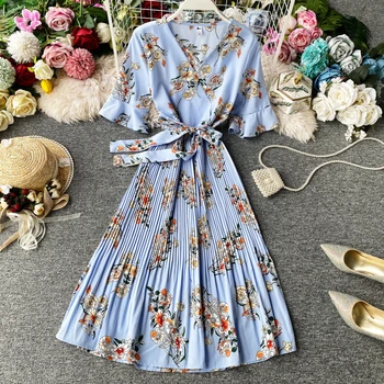 

Beach dress female chic seaside on wind in the super sweet fairy printed chiffon horn sleeve long pleated dress