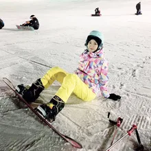 Женские лыжные костюмы для снежных лыж и одежда для занятий сноубордингом водонепроницаемые теплые зимние лыжные куртки для сноубординга женские бренды