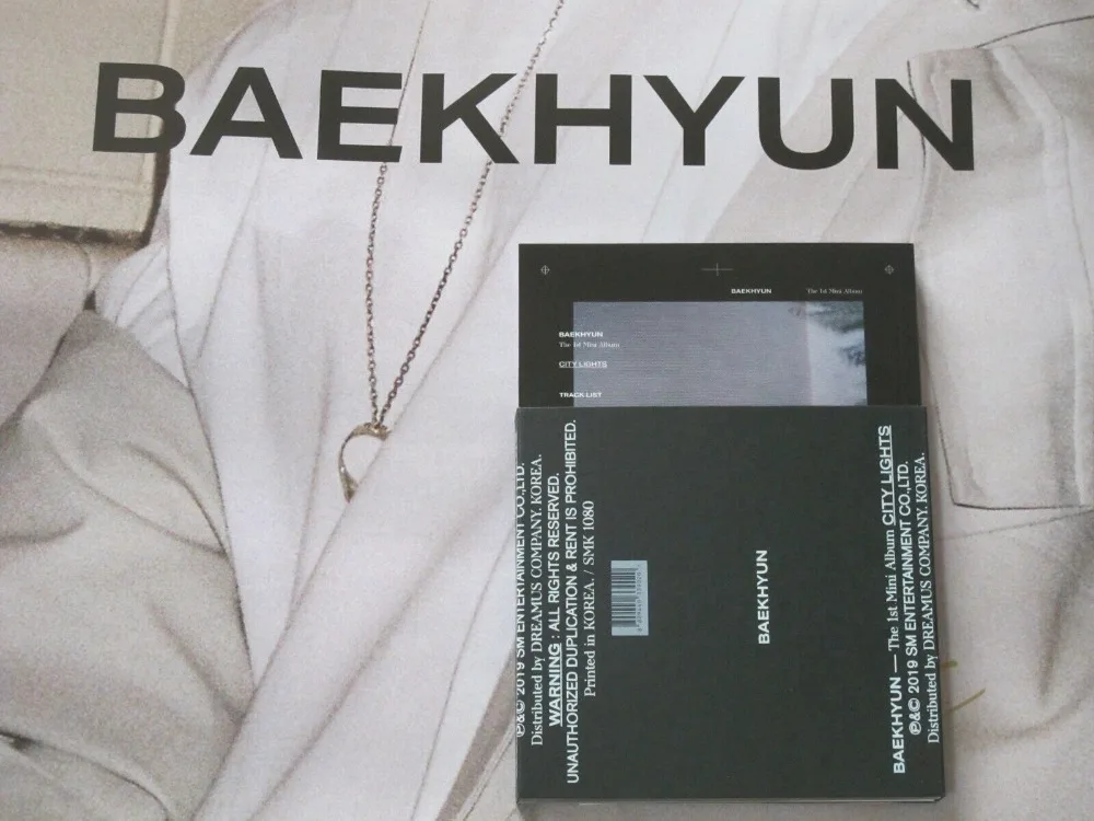 EXO 伯贤亲笔签名迷你1 City Lights  11