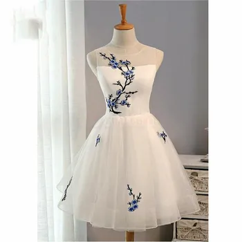 

Vintage 2020 Ball Gown Homecoming Dress White Embroidery Graduation Dress Short Homecoming Graduation Dresses Cocktail Dresses