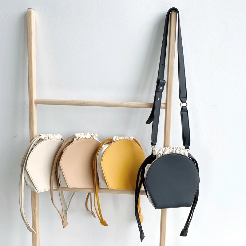 

2020 New Mini Women HandBag Canvas PU leather Female Shoulder Bag Korean Ladies Crossbody Bag Preppy Style Shell Drawstring Bag