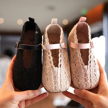 

Toddler baby Lace hollow single shoes Little girls princess shoes 2020 Autumn Children's soft bottom children's knitted shoes