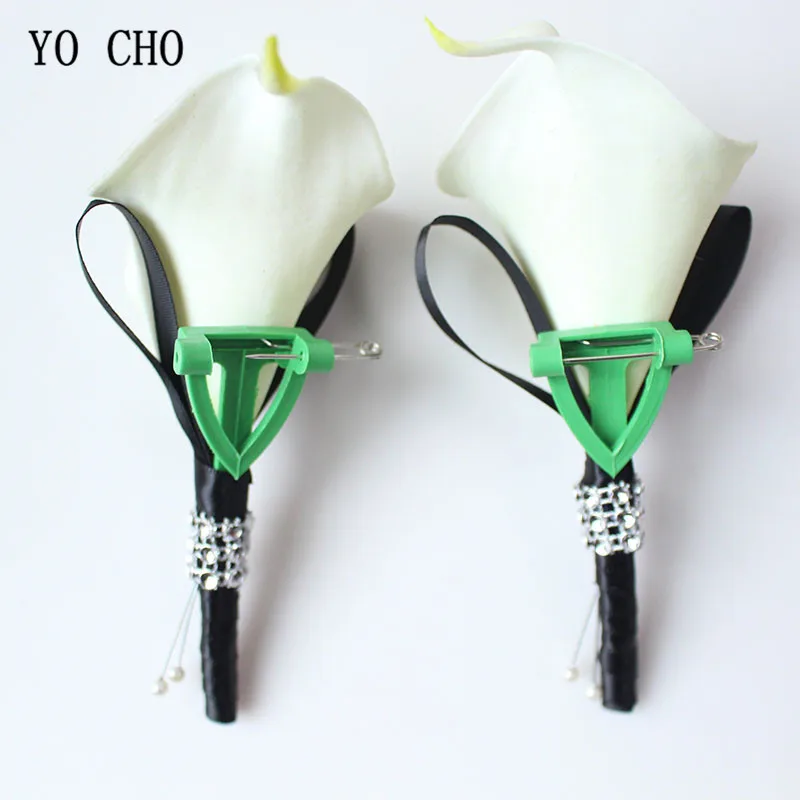 white black wedding boutonniere  (8)