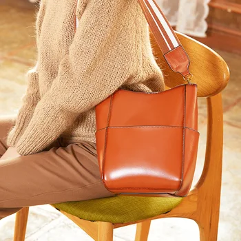 

2020 New Vintage Cowhide Leather Single-Shoulder Bag Women's Fashion Handbag Bucket Wide Straps Cross-Body Different Size Bags