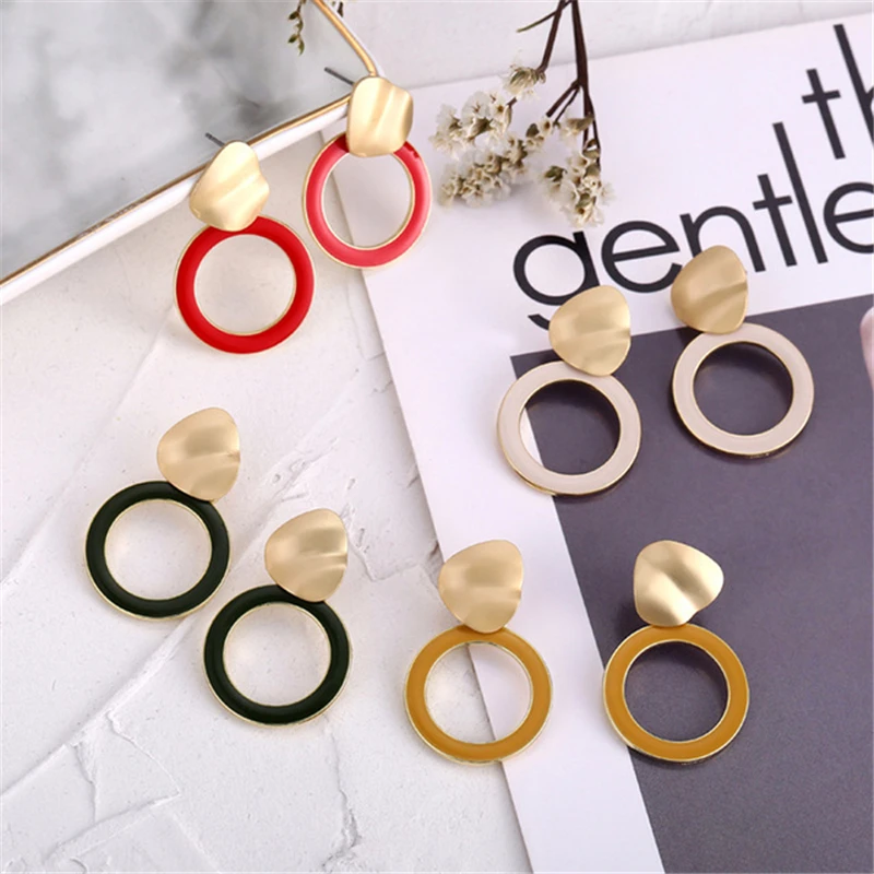 

Circle Acrylic Korean Earrings For Women Trendy Round Dangle Statement Earrings Drop Red Green Jewelry Earring For Girl 2019 New