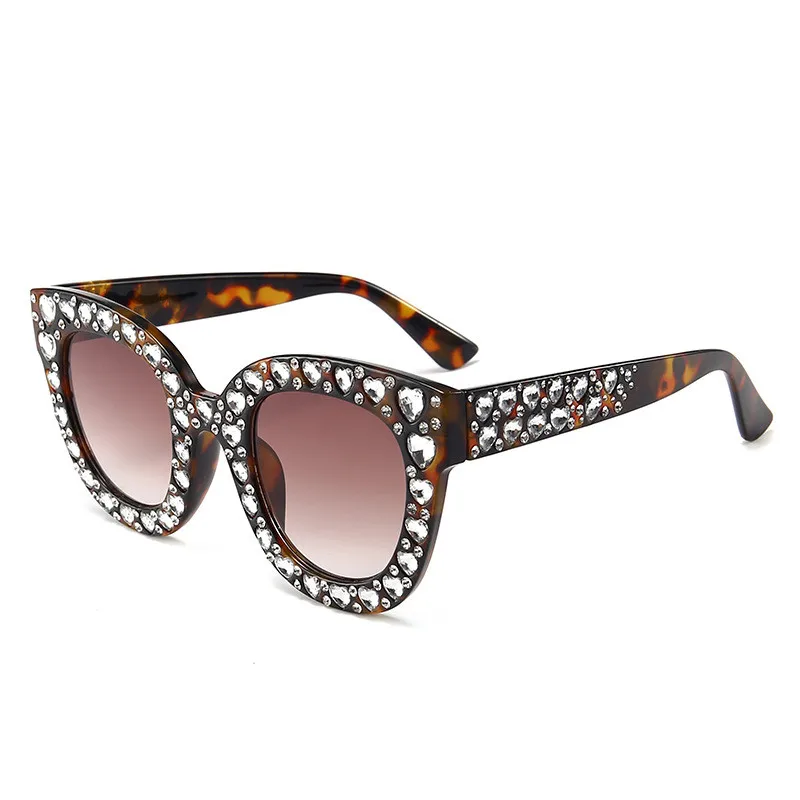 Женские квадратные солнцезащитные очки с кристаллами и градиентными цветными