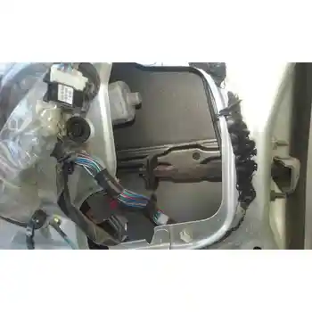 

WINDOW LIFTER FRONT LEFT TOYOTA AVENSIS SALOON (T25)
