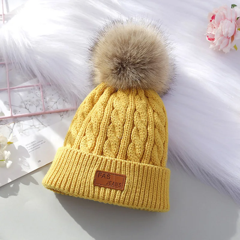 

Winter Children's Letter Sport Cycling Windproof Warm Hairball Flanging Cap Hip Hop Stretch Knit Ski Hat Skullies Beanies W33